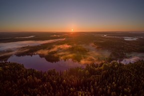 YUN00345-348_