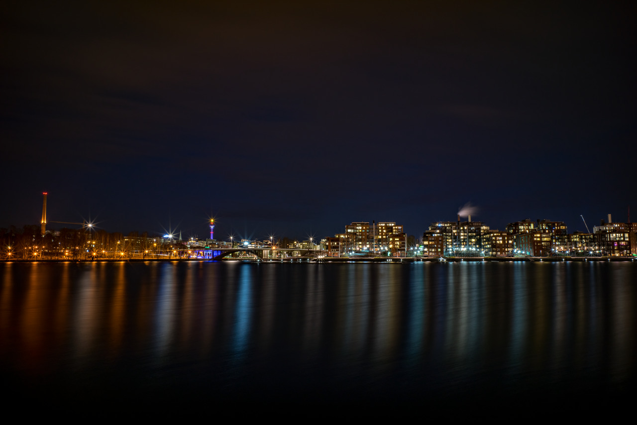 20170313_203403_ZM25F2.8@f16.0_122s_ISO100_A7r.0_0_Lanczos2_1280_0.3_1.0.jpg